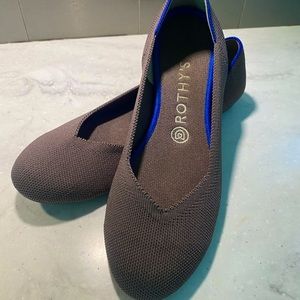 Woman’s flat slip on shoe